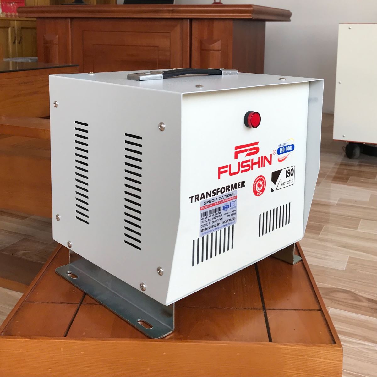 Tự ngẫu 3P 480V/380V 1.5KW - Dây Đồng